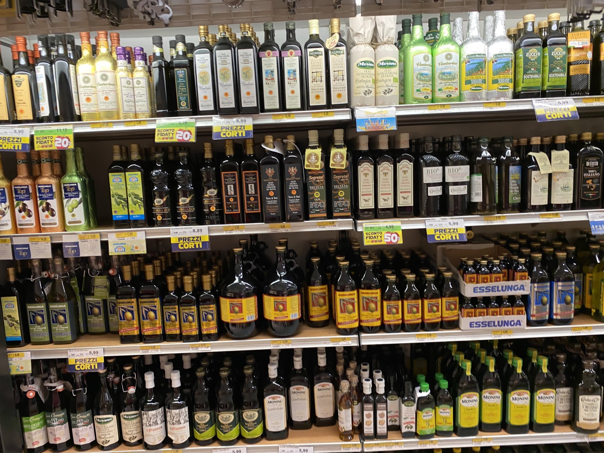Olive oil stocked In Italy. Update of 15 July 2020