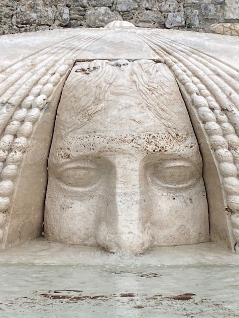 La fontana di Ciulla ridona emozione e poesia a Pietrasanta