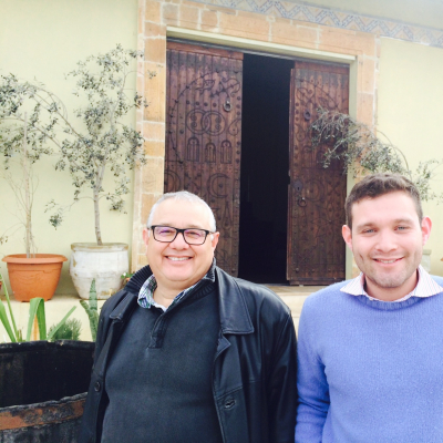 Il padre Fethi Bichiou con il figlio Aymen