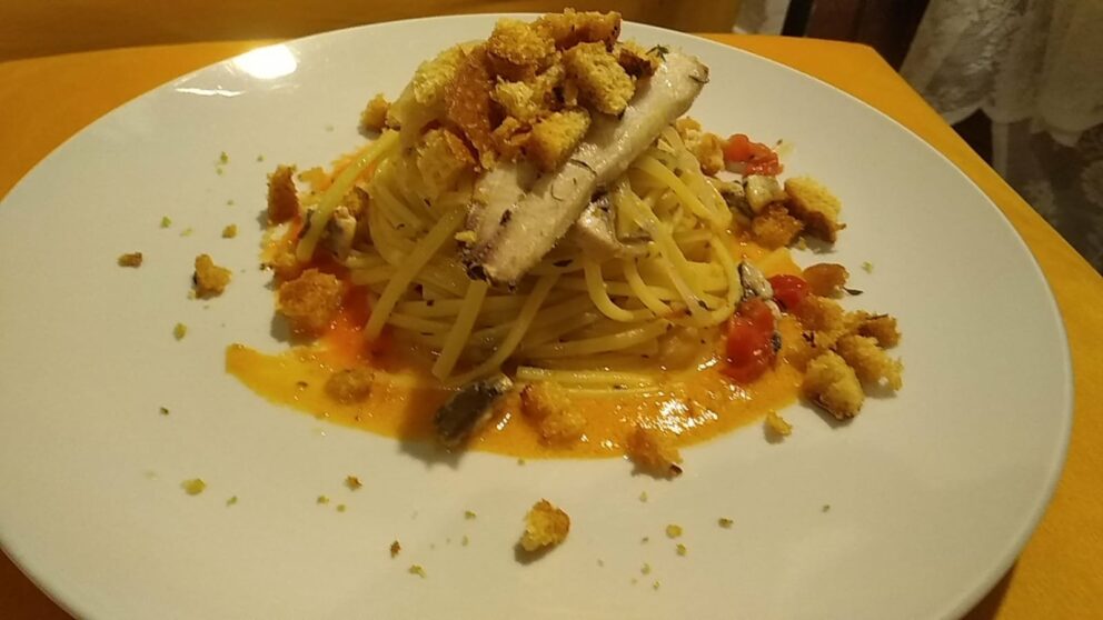 Le linguine alle sarde profumate al limone dello chef del Ristorante il Giglio