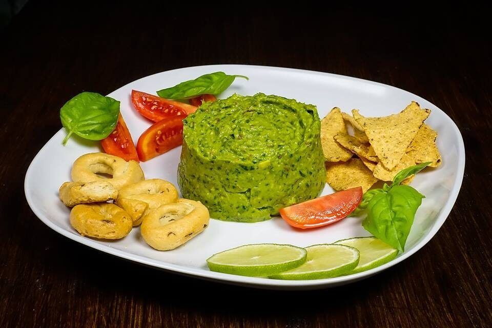 Salsa verde alla cipolla egiziana ligure, prezzemolo, coriandolo e lime