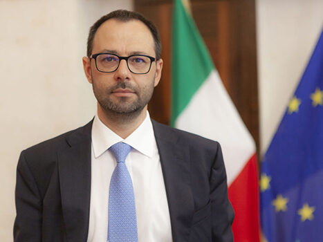 Tutti i buoni propositi del ministro Stefano Patuanelli