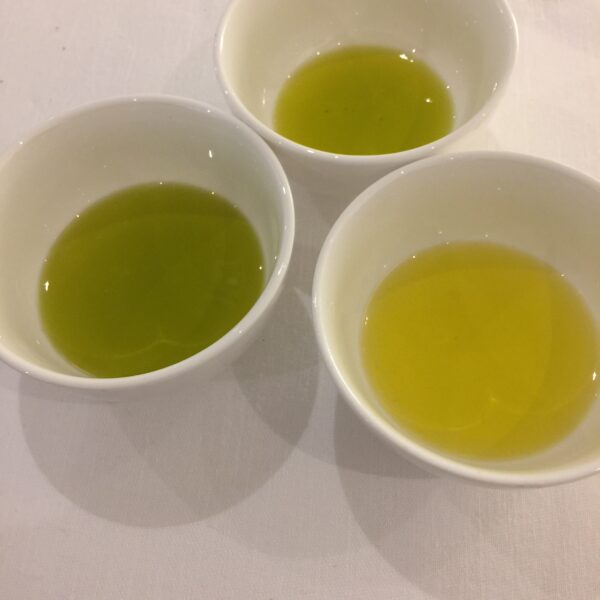 I prezzi dell’olio da olive hanno raggiunto livelli record