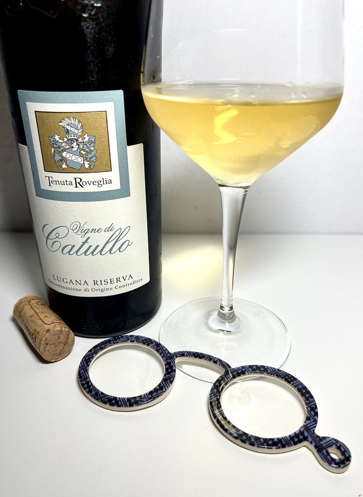 Vigne di Catullo, a firma Tenuta Roveglia. Chiaro tributo al poeta latino