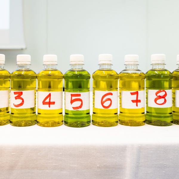 L’olio nasce per essere elemento di congiunzione